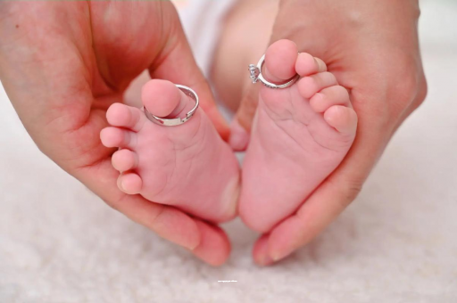 试管代怀生子合法吗怀孕初期小腹坠胀放屁